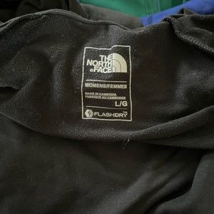 North face cropped exercise long sleeve